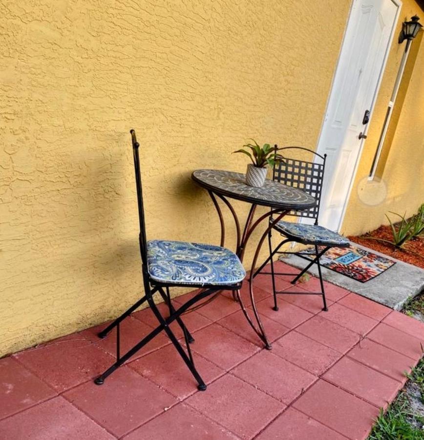 A Treasure Coast Gem- Private Entrance And Private Bathroom Port St. Lucie Zewnętrze zdjęcie